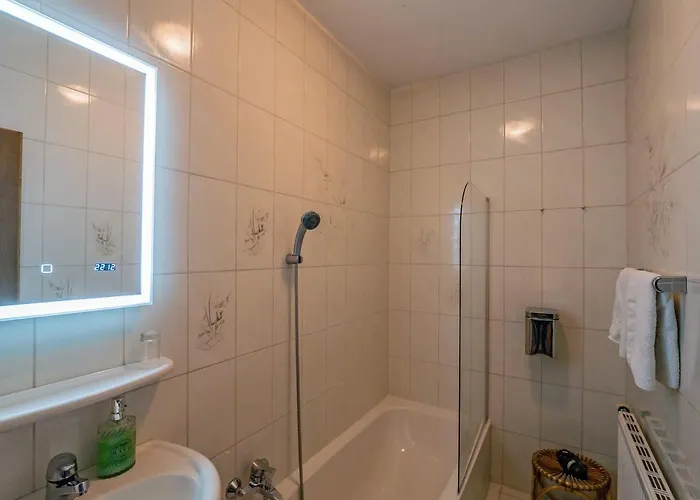 Gaestehaus Pointner Bed & Breakfast Gars am Kamp