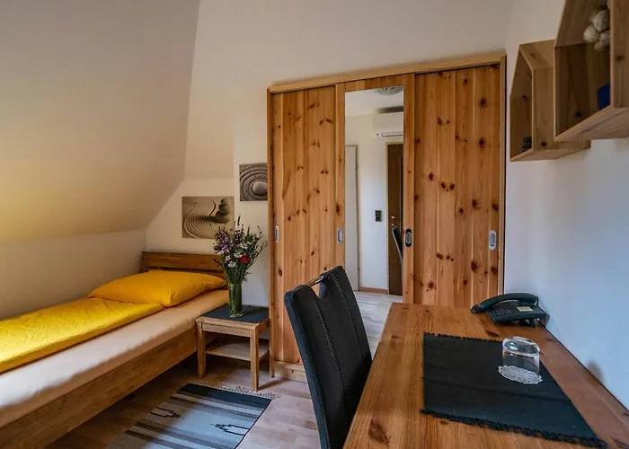 Gaestehaus Pointner Gars am Kamp