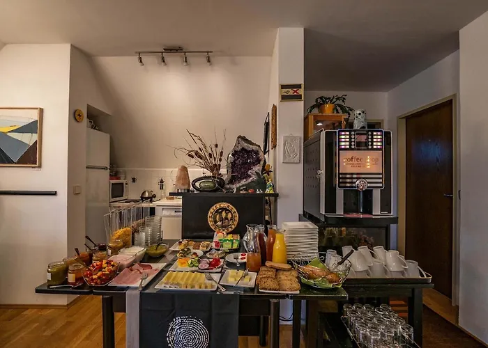 Gaestehaus Pointner Bed & Breakfast Gars am Kamp